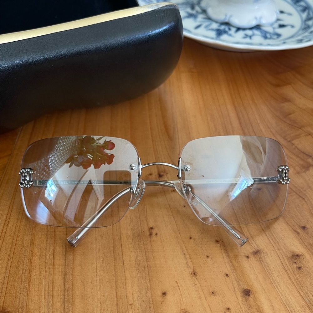 CHANEL CC SUNGLASSES